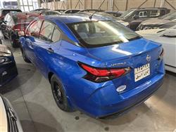 نيسان فيرسا